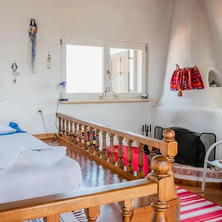 Magea-thalassa,top Floor Cretan With Views Appartement Tavronitis
