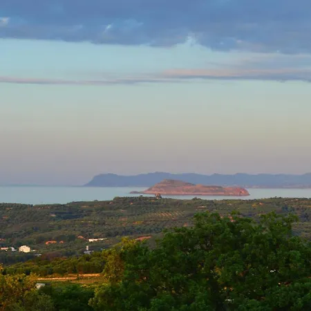 Magea-thalassa,top Floor Cretan With Views Apartamento *