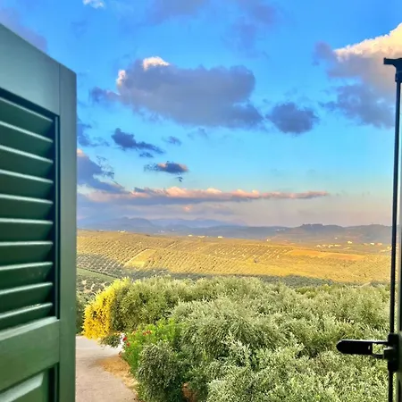 Magea-thalassa,top Floor Cretan With Views * Tavronitis